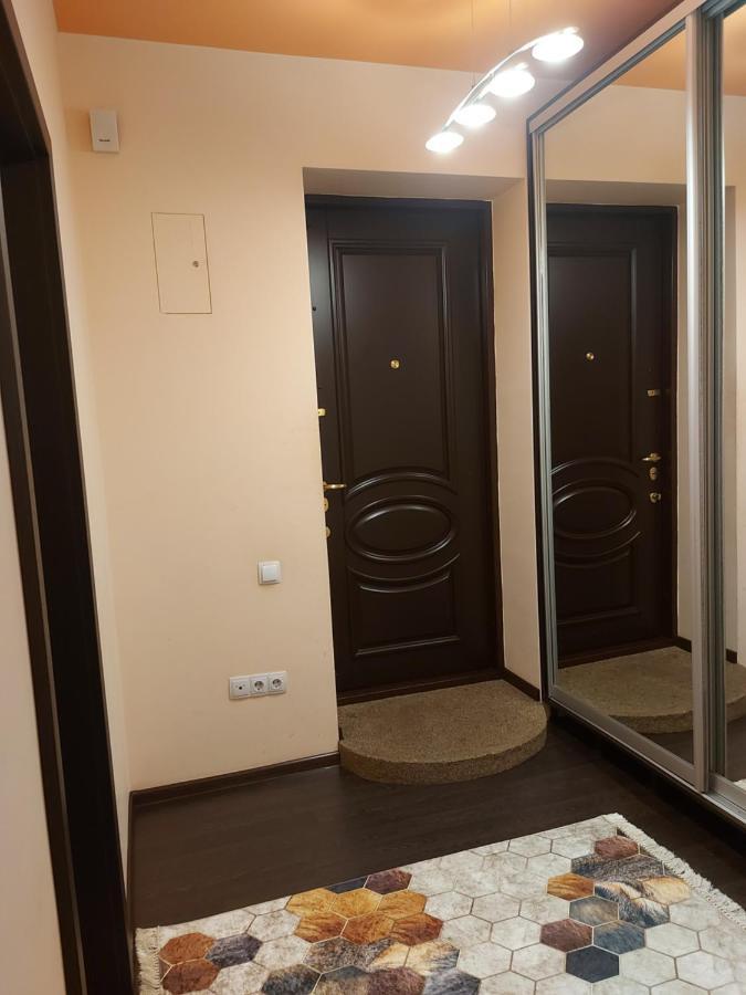 Central Point Apartment Lviv Exterior foto