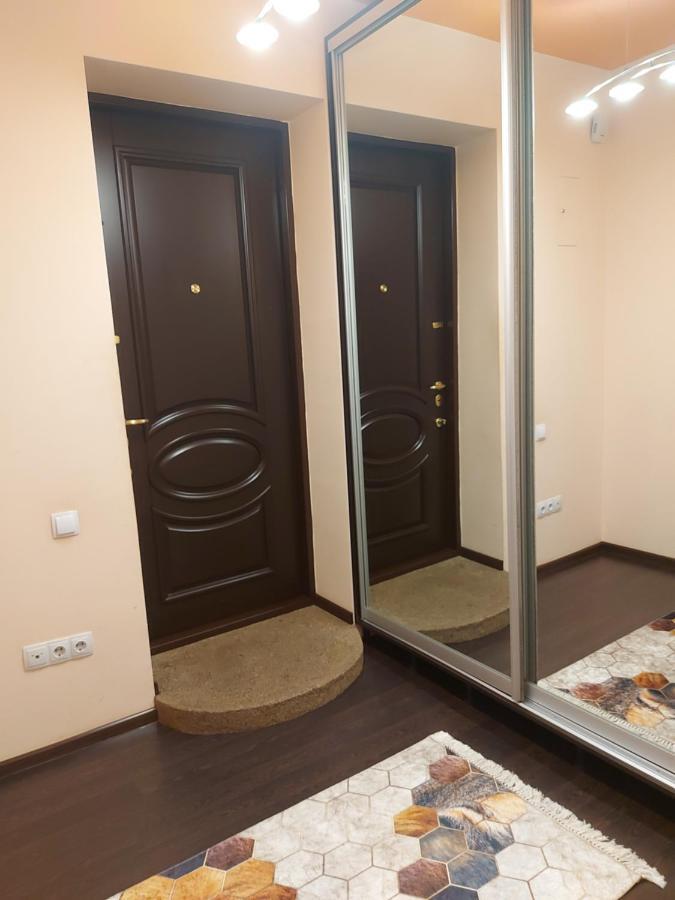 Central Point Apartment Lviv Exterior foto